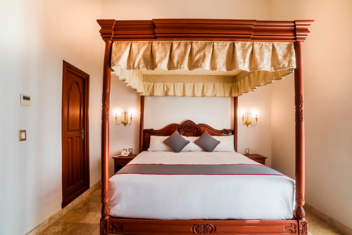 Master suite